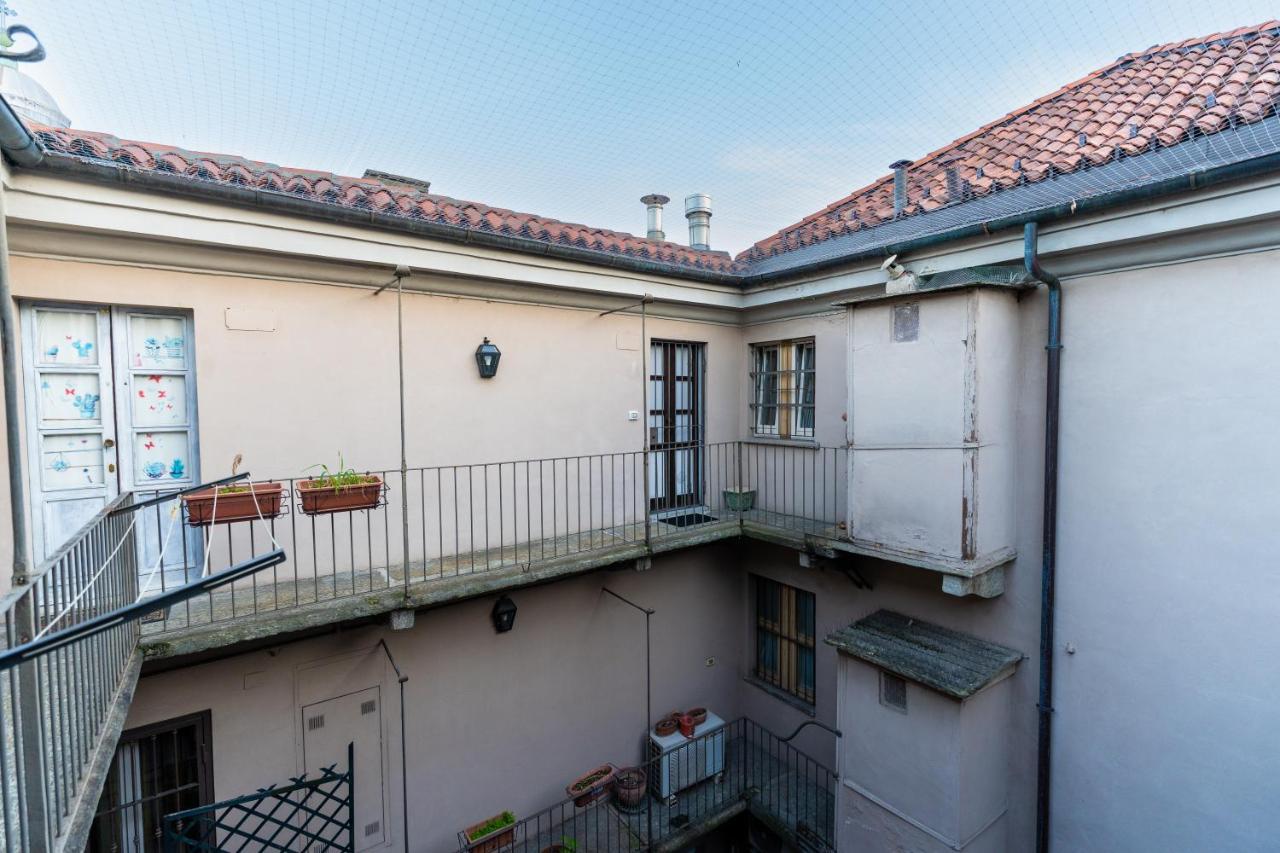 Sotto I Tetti Di Mansarda Di Gil * Turin